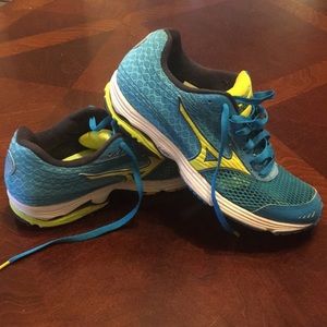 Mizuno Running Shoes with Nike Insoles